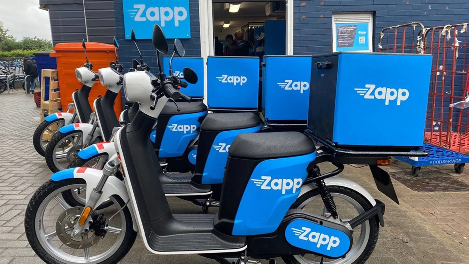 Winter commuting by electric moped in London