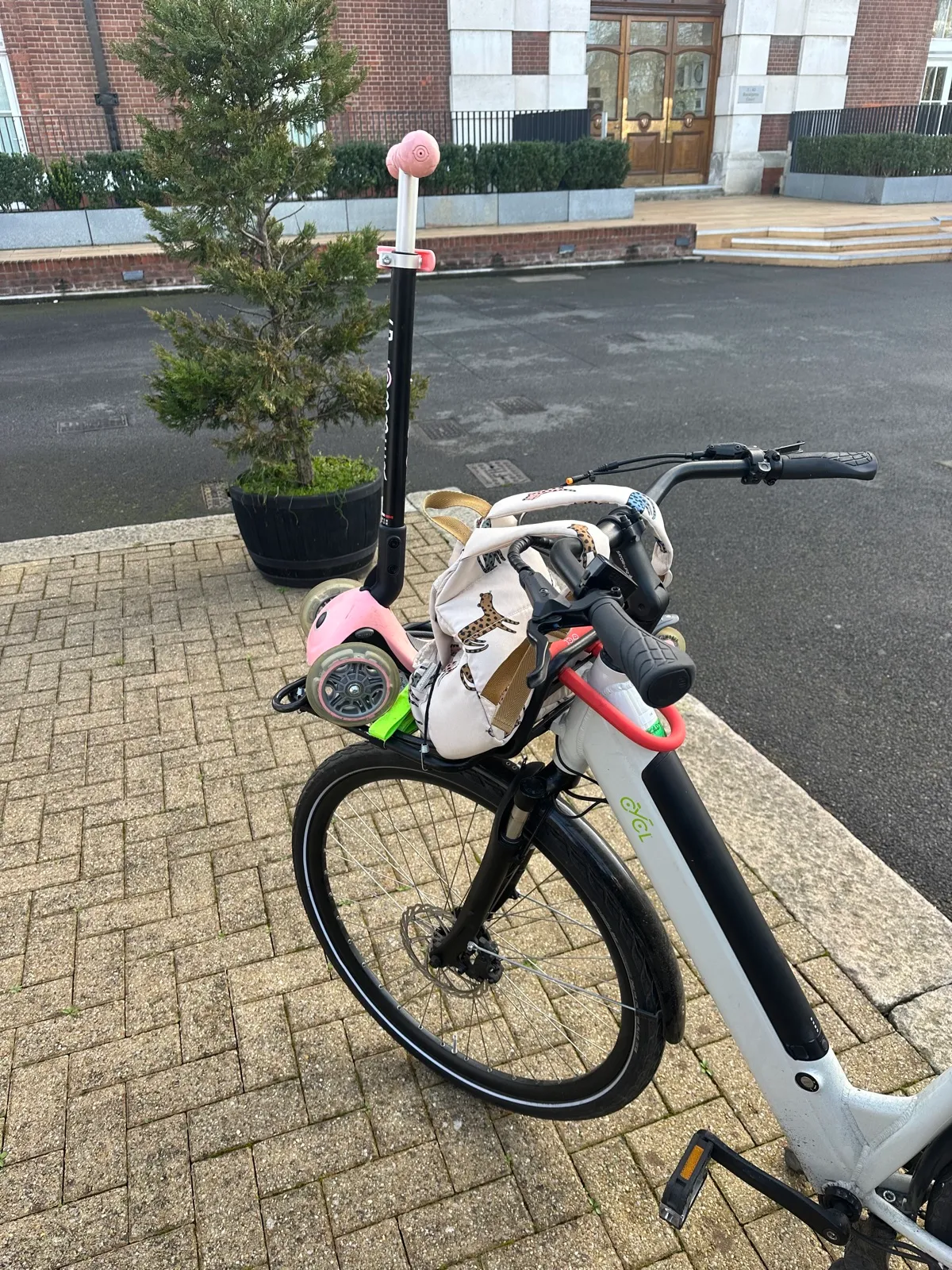 Electric moped vs e-bike vs e-scooter: what’s best (and legal) in London